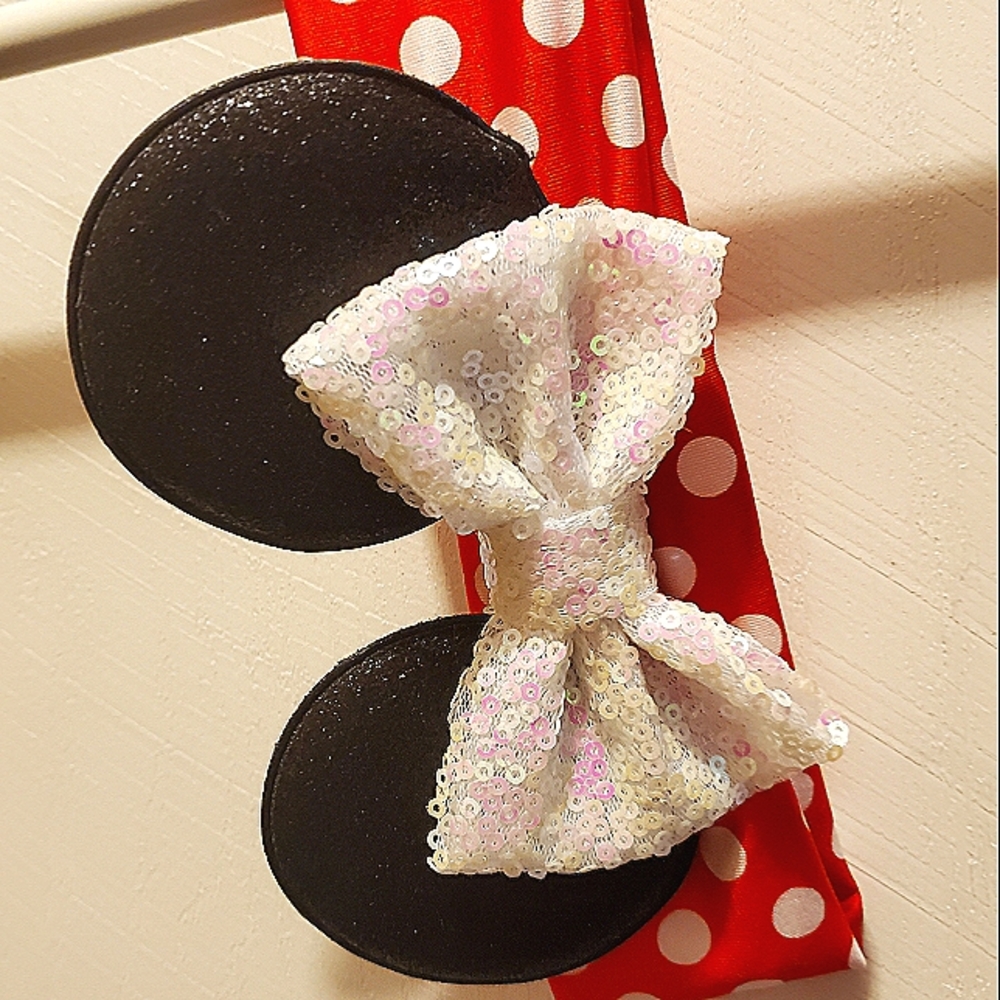 Boutique style Minnie Mouse headband